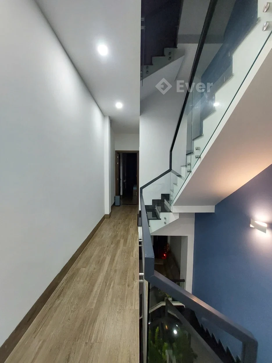 Siêu Phẩm Q10 – 66m² – BTCT – Bếp Inox – Full Công Năng