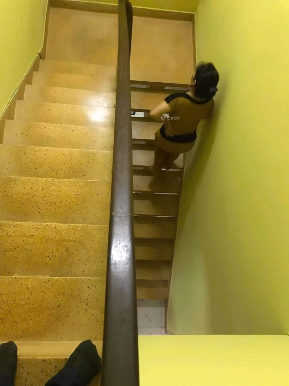 Bán nhà Phú Nhuận Nguyễn Thượng Hiền ngang 4,8m dài 10m 3 tấm BTCT hoàn công đủ