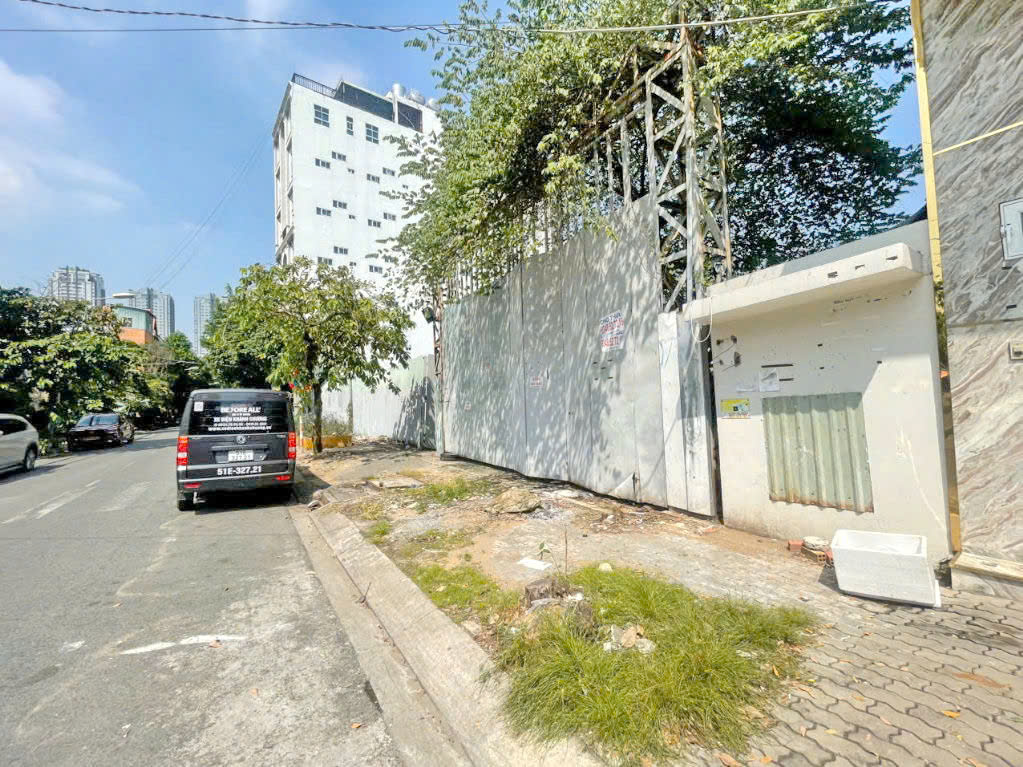 Bán đất mặt tiền đường số 77 tân quy 1886.6m2 thổ cư