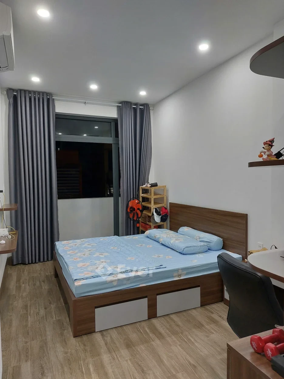 Siêu Phẩm Q10 – 66m² – BTCT – Bếp Inox – Full Công Năng