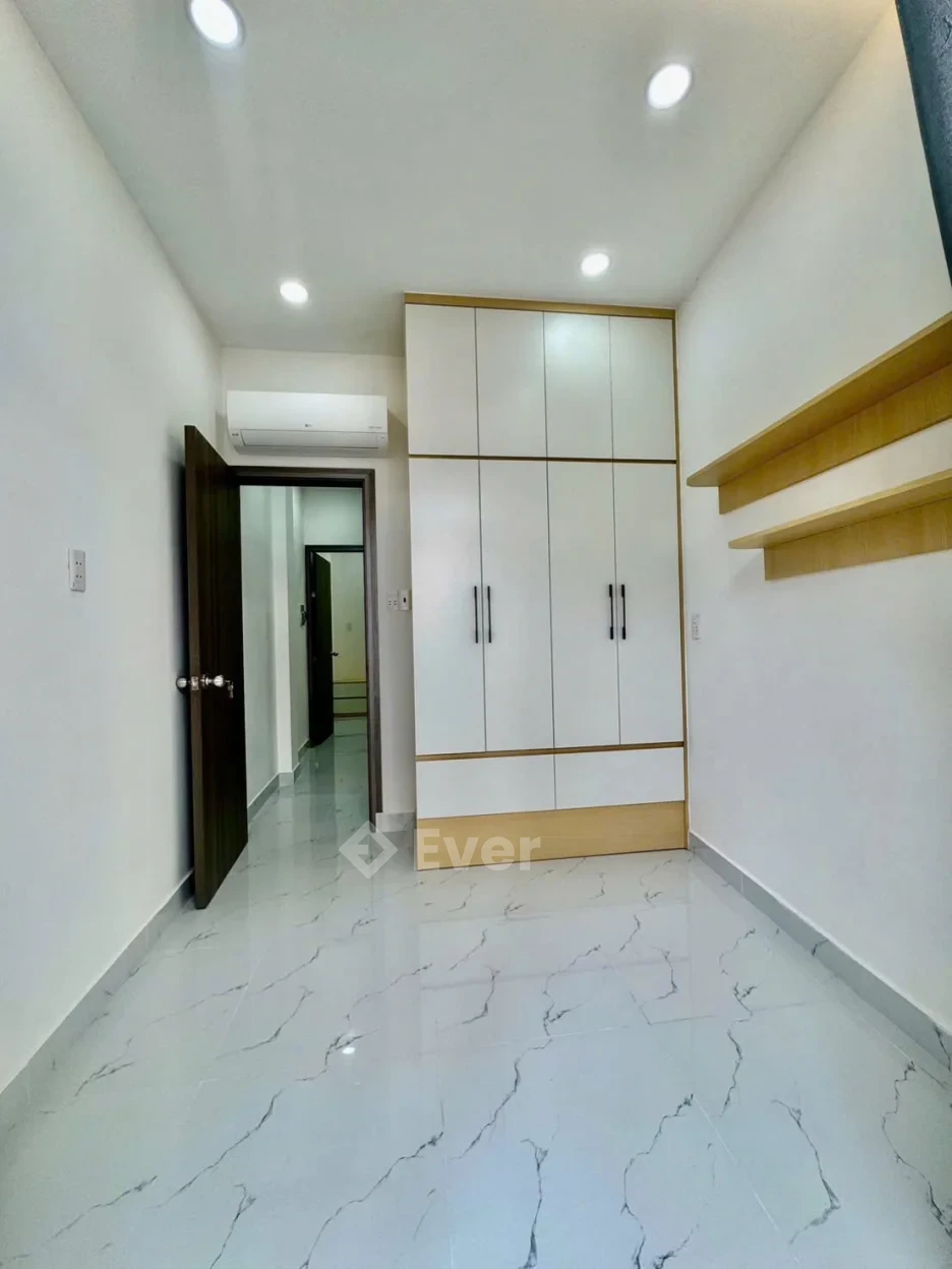 Bán nhà Q3 giá tốt – Hẻm Trần Văn Đang, nở hậu, 2PN, sổ hồng riêng công chứng ngay