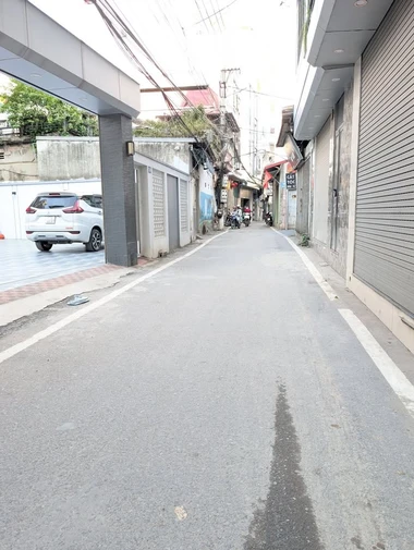 BÁN NHÀ LÔ GÓC LAI XÁ – 33M² – 5 TẦNG – Ô TÔ VÀO NHÀ – CHỈ 4,5 TỶ