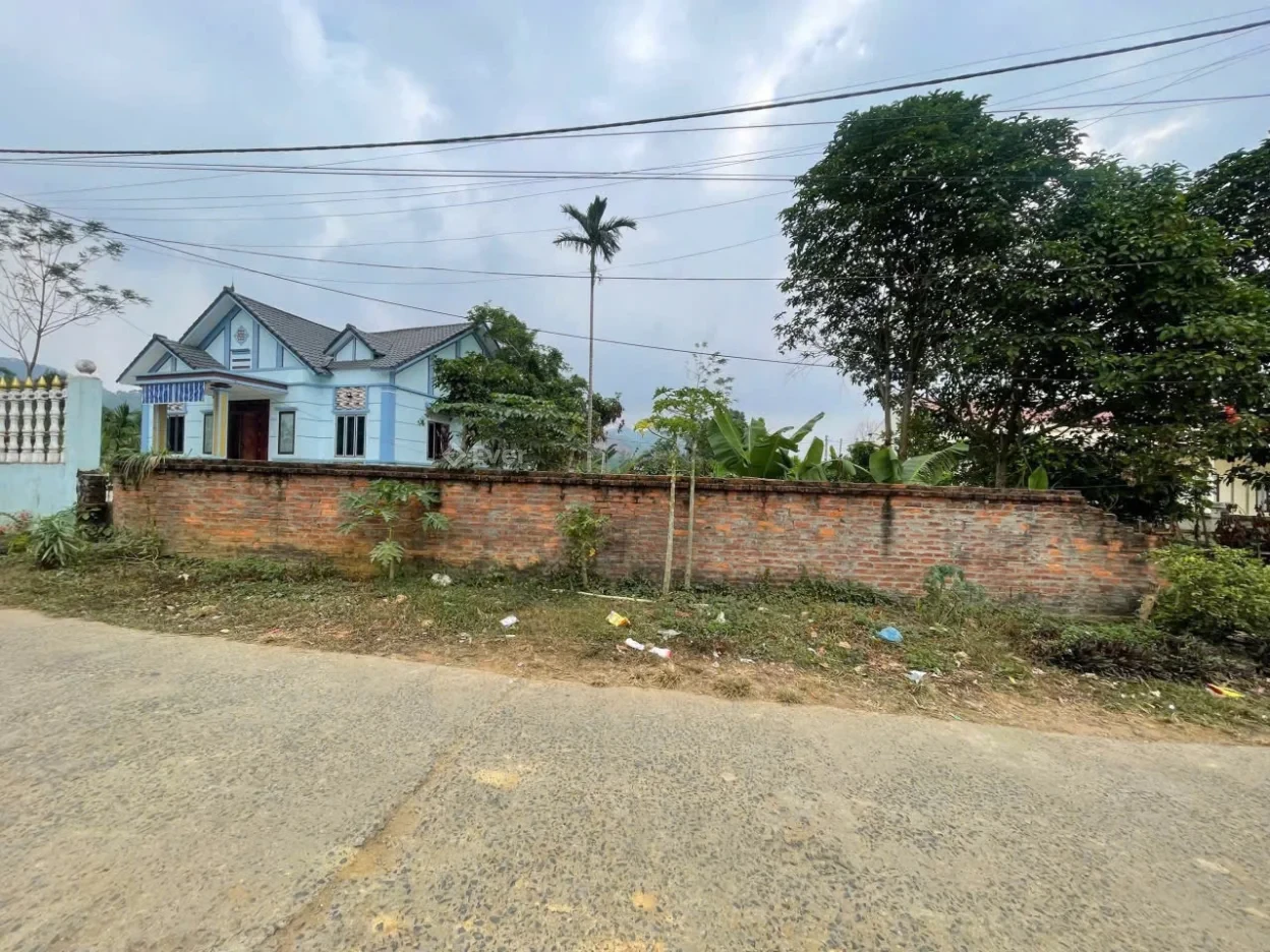 Bán lô đất 720m2 giá 9trieu/m2 tại Hội Hương Yên Trung