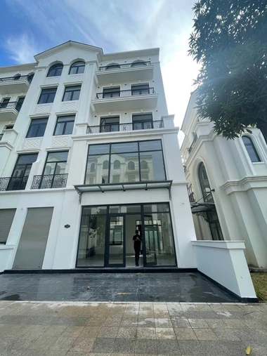 Cho thuê căn hộ Vinhomes Grand Park, 8.6 triệu/tháng, 126m²