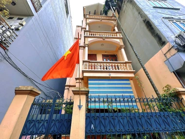 BÁN NHÀ LẠC LONG QUÂN – TÂY HỒ | 71m², MẶT TIỀN 5.6m | GIÁ TỐT 19.35 TỶ
