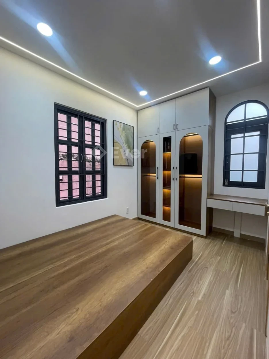 Top nhà nhỏ xinh 1 trệt 3 lầu Đỗ Tấn Phong Phú Nhuận TP.HCM