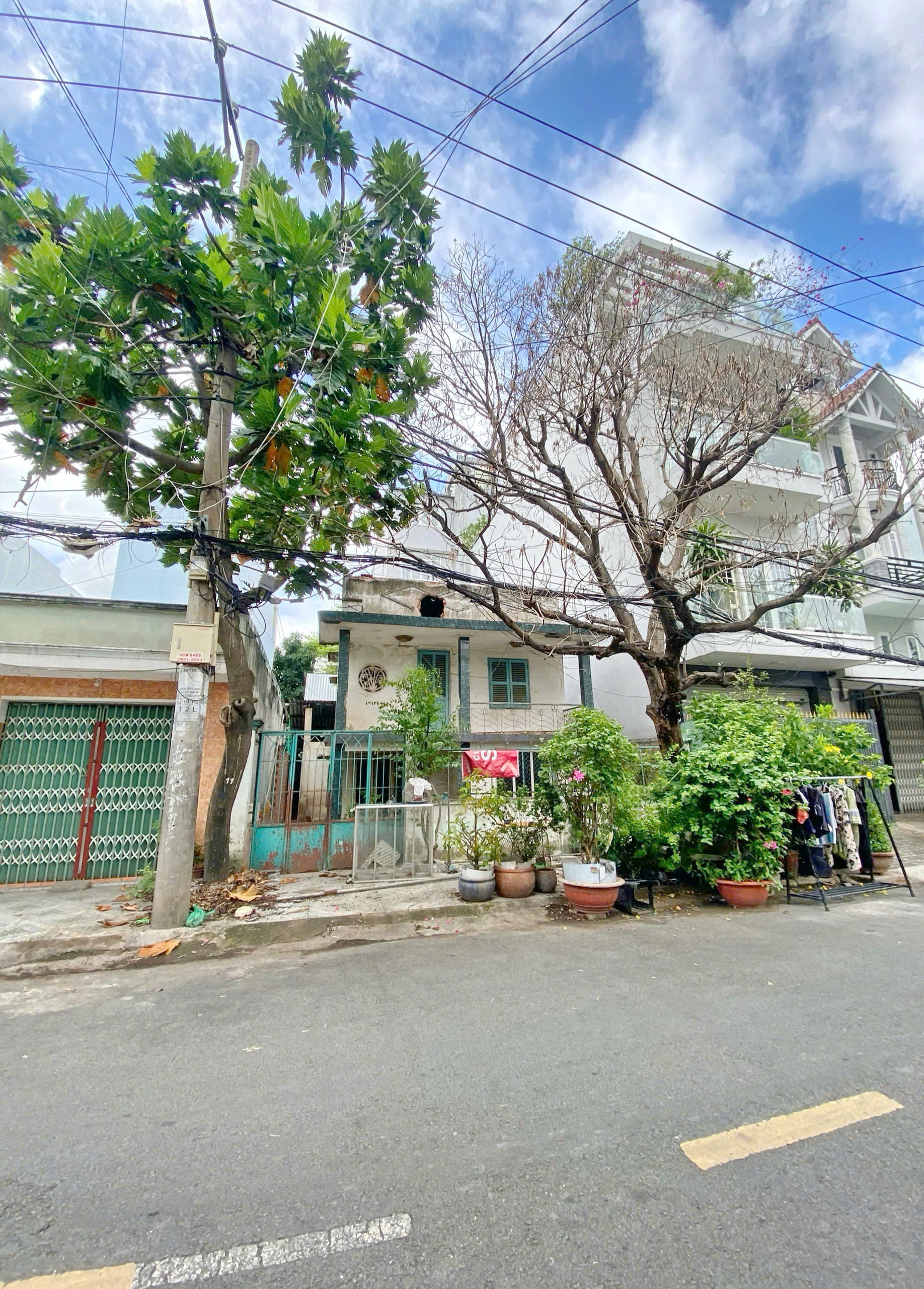 Bán nhà riêng tại Phường Tân Thuận, TP.HCM, giá tốt