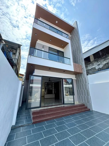 Nhà riêng 3 tầng tại Đường Việt Bắc, Thái Nguyên, giá thỏa thuận