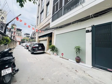 CẦN BÁN NHÀ 5 TẦNG NGÕ 15 PHƯƠNG MAI, ĐỐNG ĐA