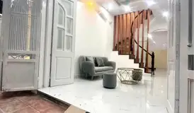 BÁN NHÀ 4 TẦNG LẠC LONG QUÂN – 35M² – MT 3.9M – GẦN HỒ TÂY – GIÁ 7,9 TỶ