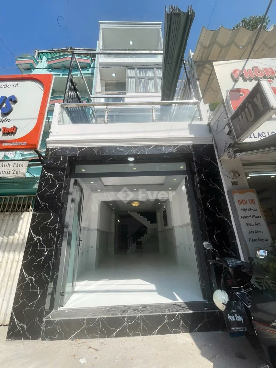 Bán & Cho Thuê Vị Trí Kinh Doanh Quận 11