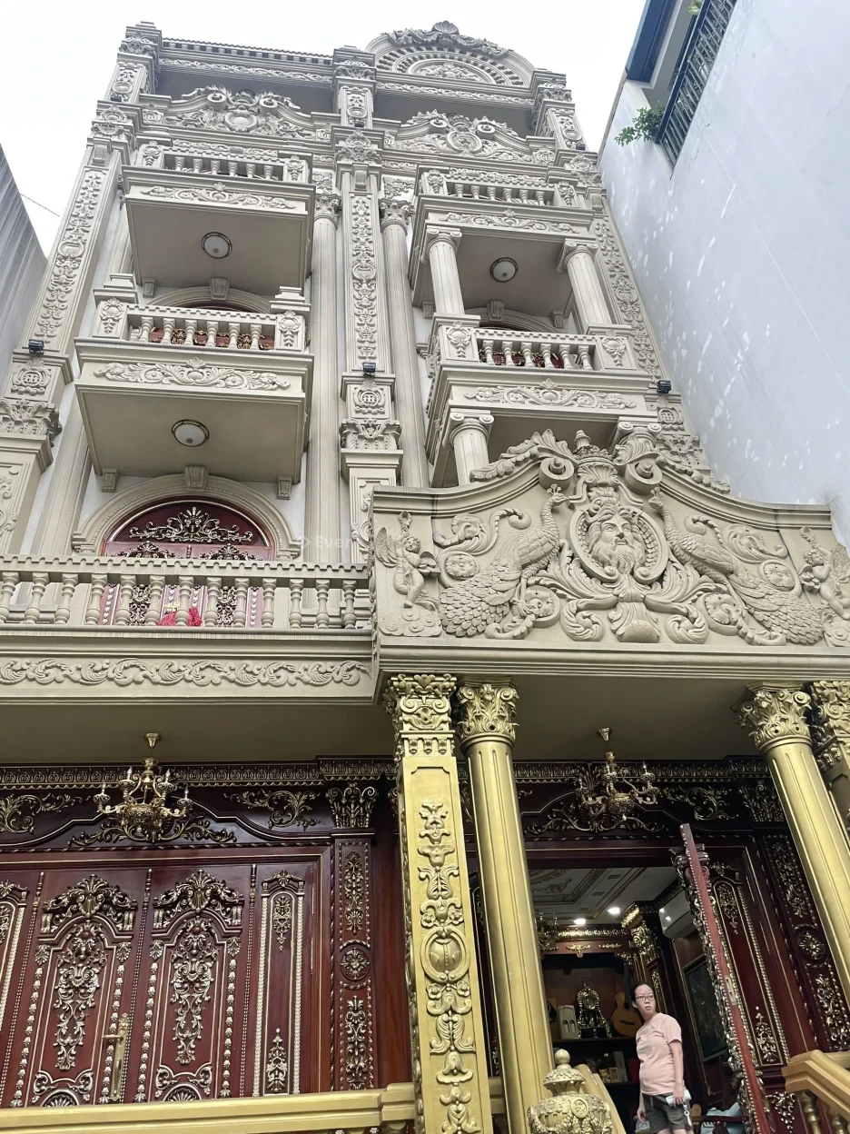 Top biệt thự đẳng cấp 8 x 22m 1 hầm 5 lầu thang máy tại TP.HCM