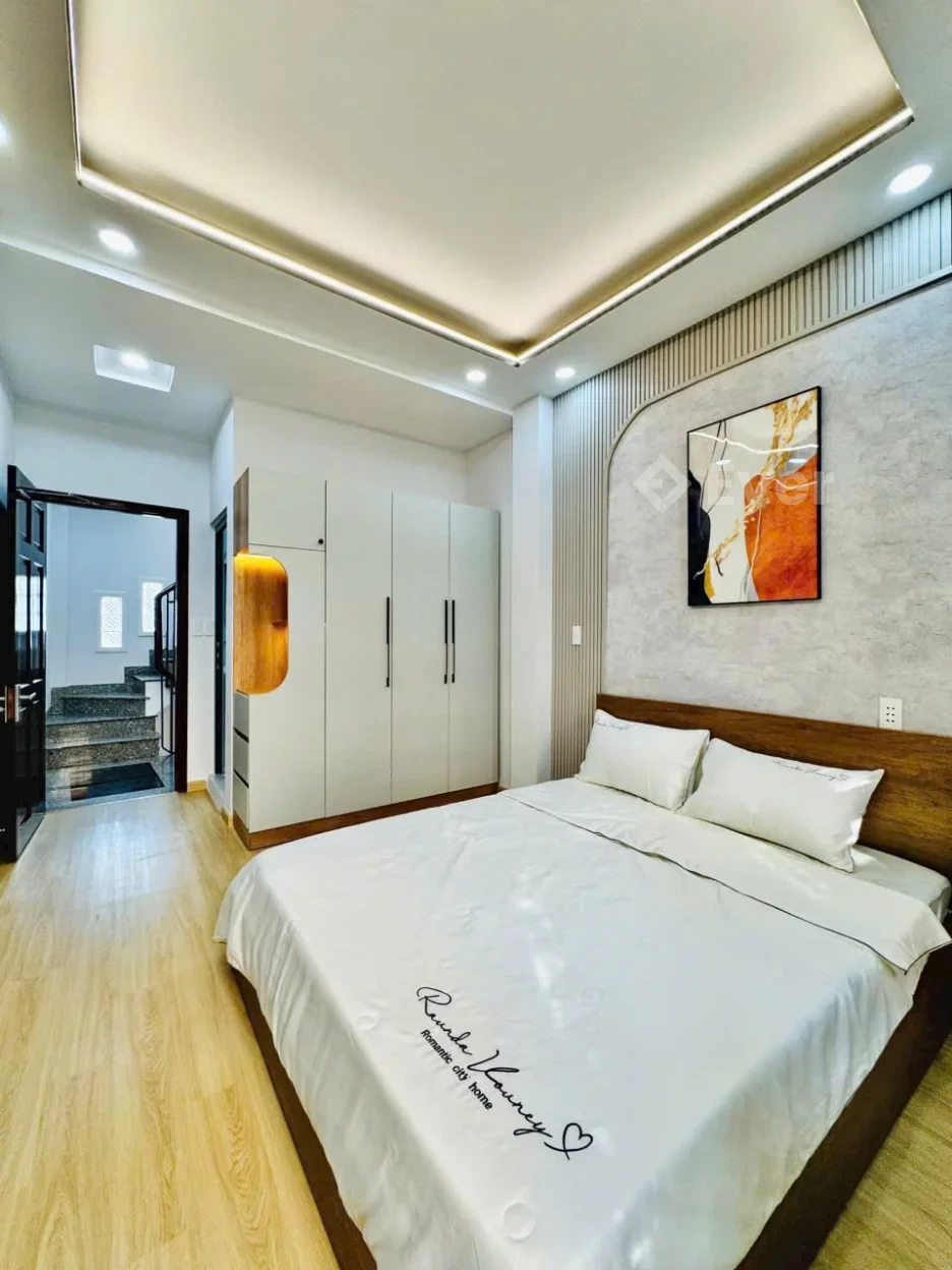 Nhà phố xinh rẻ 1 trệt 4 lầu Thích Quảng Đức Phú Nhuận TP.HCM