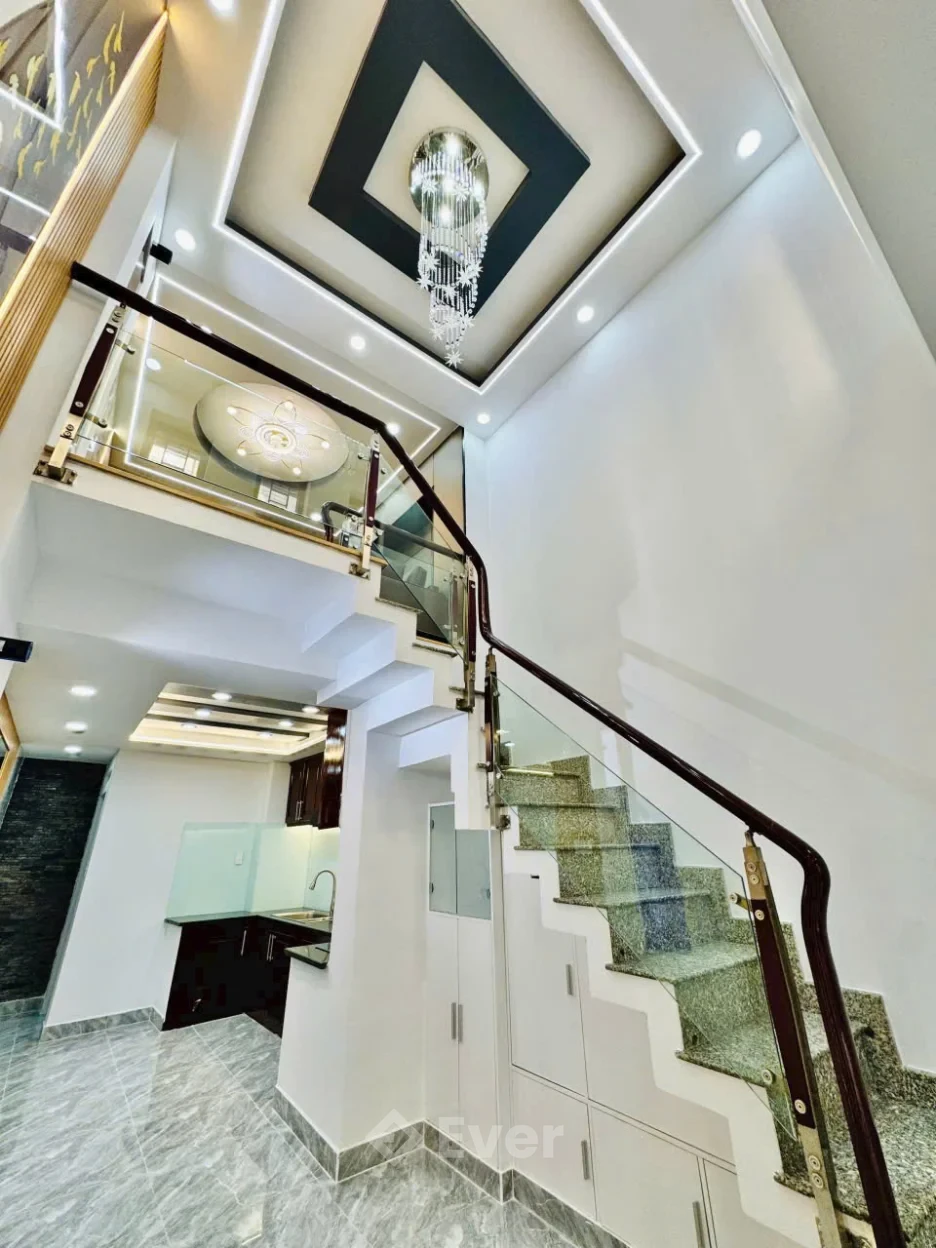 Nhà phố xinh rẻ 1 trệt 4 lầu Thích Quảng Đức Phú Nhuận TP.HCM