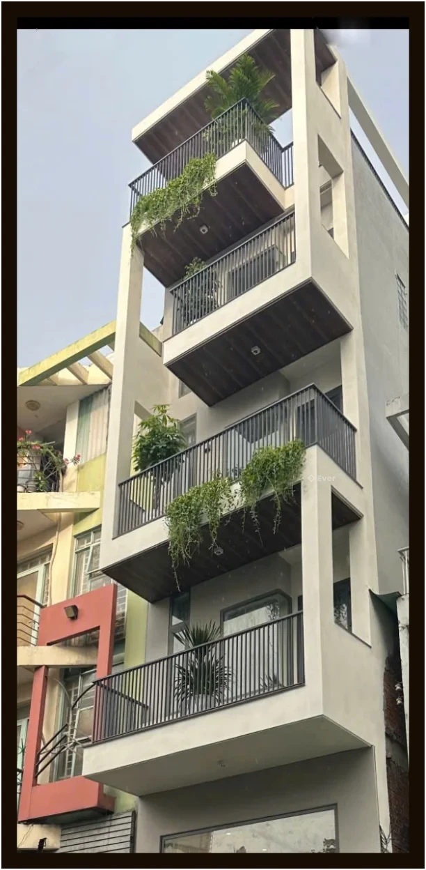 Top nhà xinh 4 x 25m 1 trệt 5 lầu Đinh Công Tráng Quận 1 TP.HCM