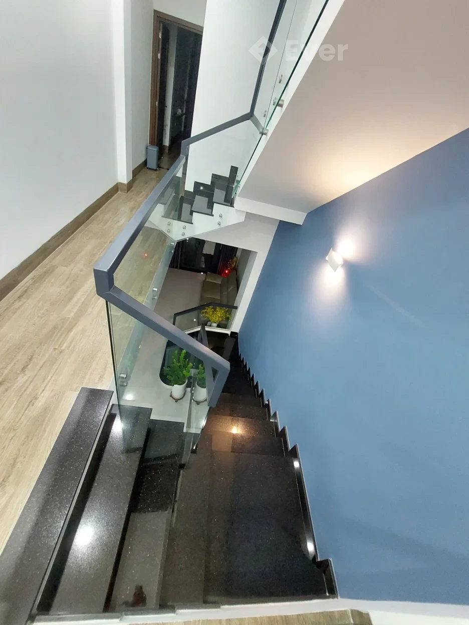 Siêu Phẩm Q10 – 66m² – BTCT – Bếp Inox – Full Công Năng