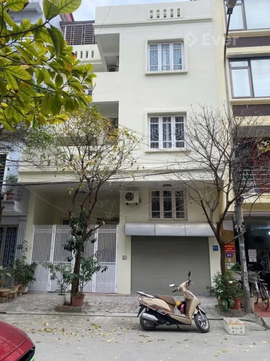 Bán căn hộ Mễ Trì, Nam Từ Liêm, 37m2, 4 ngủ, sổ đỏ, giá 3.5 tỷ.