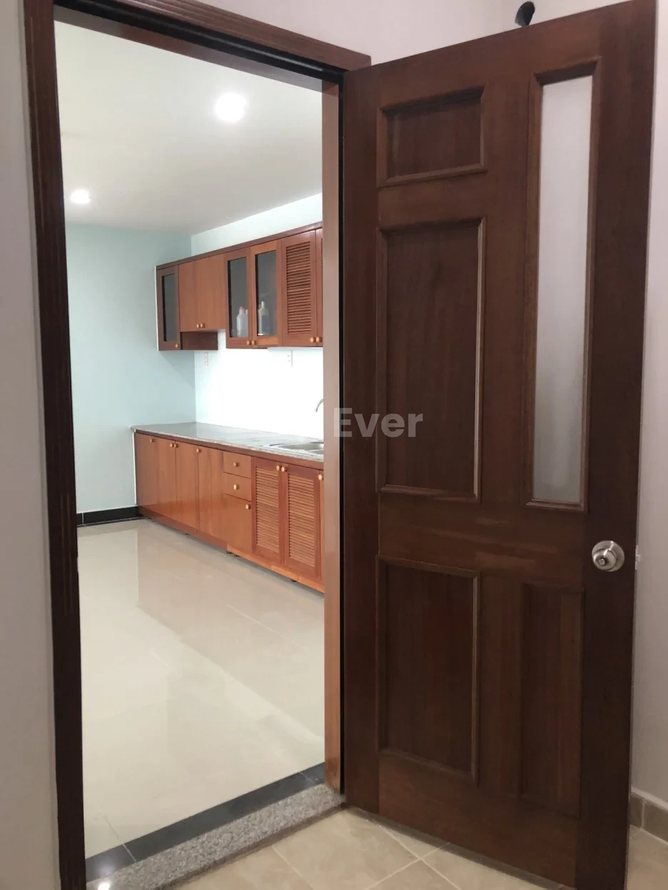 LỢI THẾ CĂN 2PN 82M² – GIÁ CHỈ 4,5 TỶ – BAN CÔNG SIÊU THOÁNG