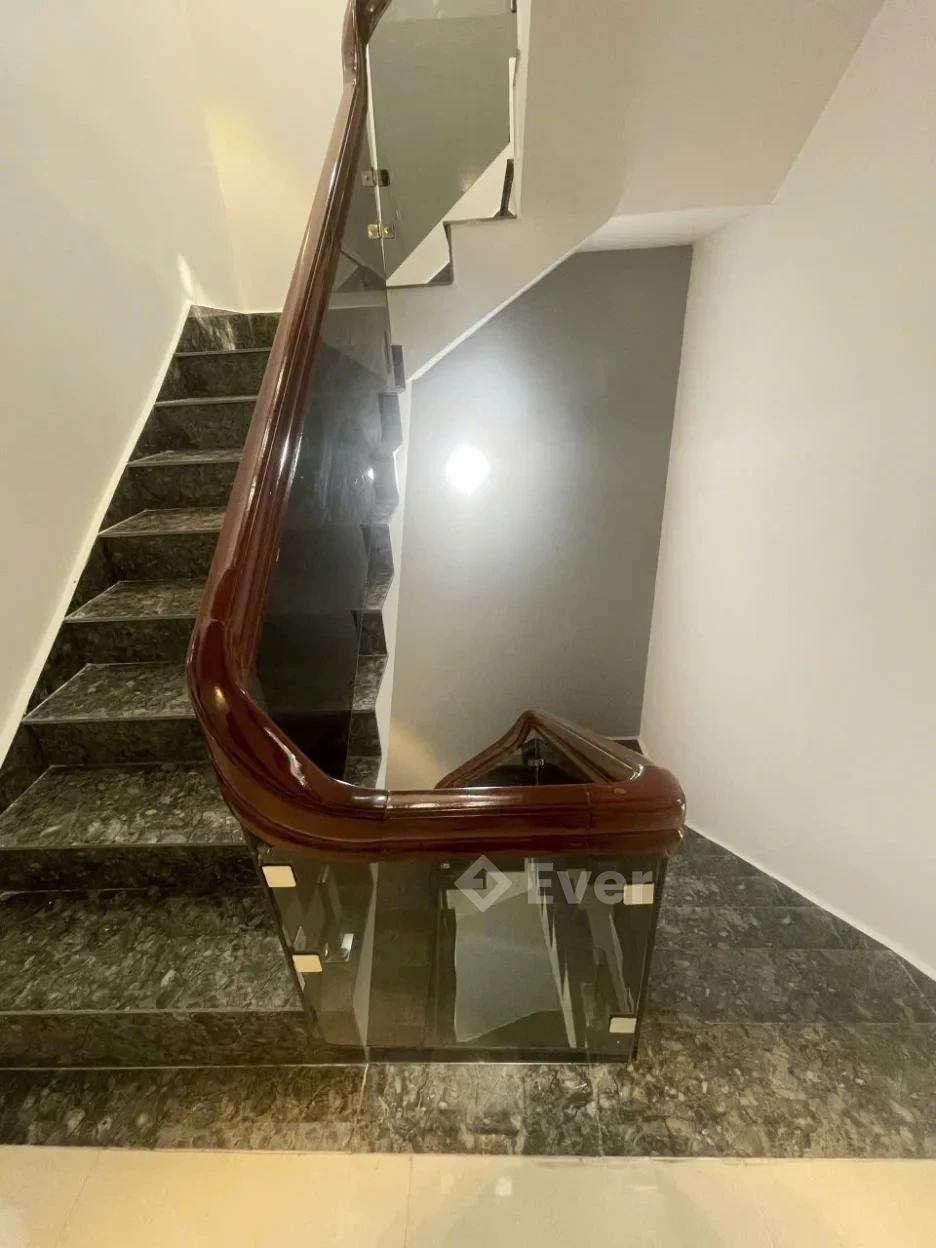 Bán & Cho Thuê Vị Trí Kinh Doanh Quận 11