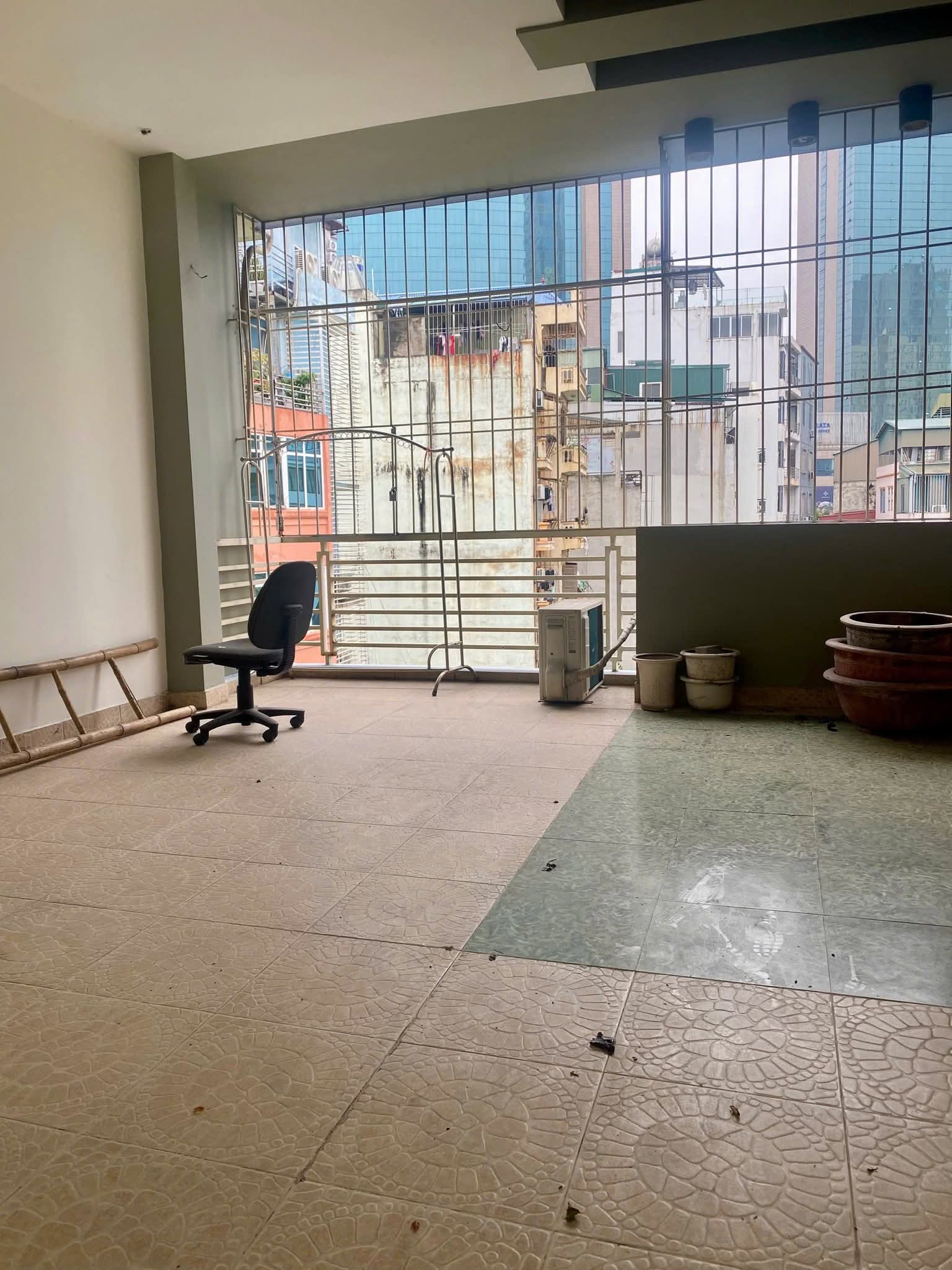 BÁN NHÀ PHÂN LÔ TRẦN DUY HƯNG – 57m² x 6T, MT 4.6m – GIÁ CHỈ 22.4 TỶ