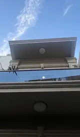 BÁN NHÀ MẶT TIỀN HUYỀN QUANG – QUẬN 1, NGANG 4M, DÀI 15M