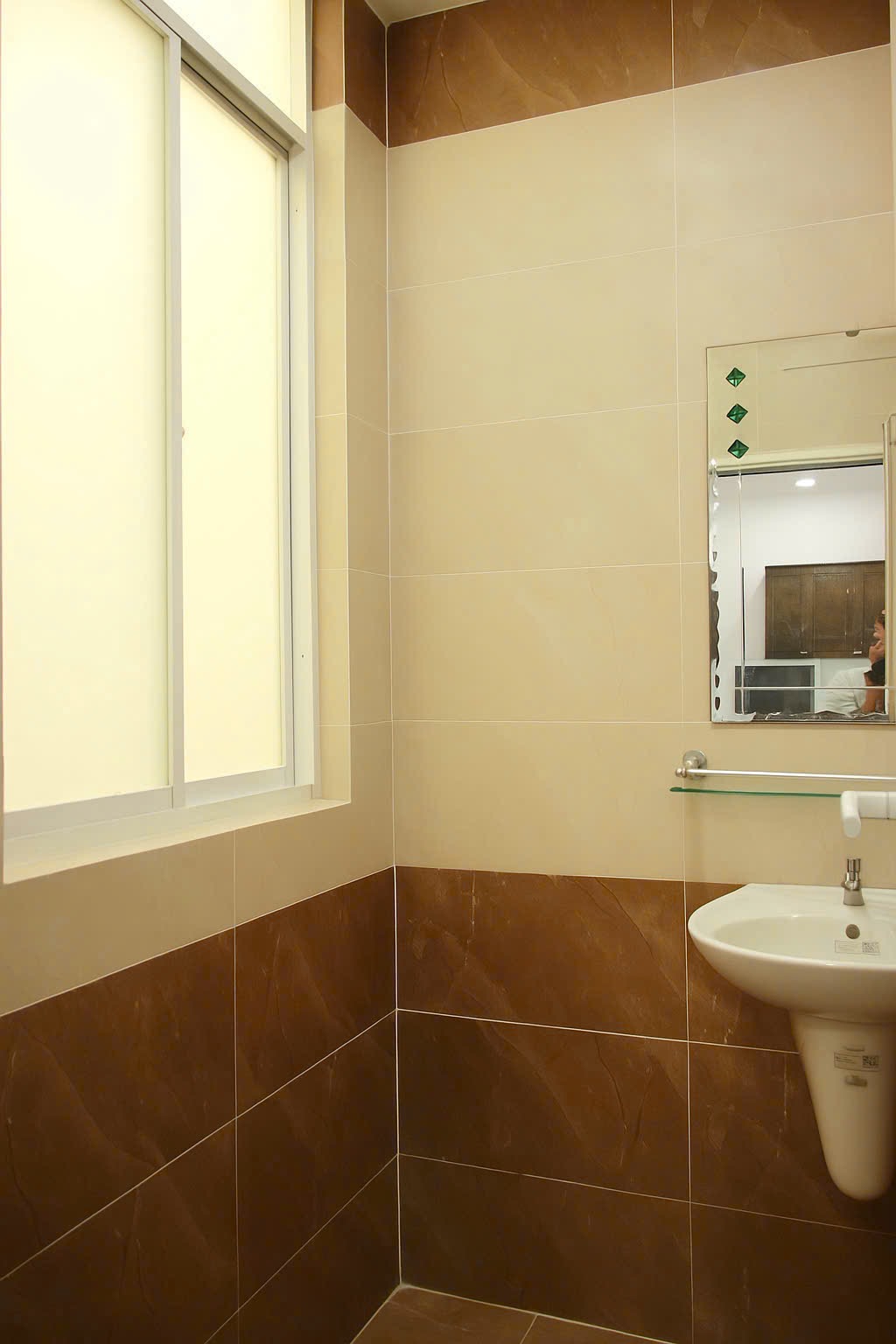 Bán căn hộ Chung cư Hưng Phú Lô A, DT 70m2, 2 phòng ngủ, full nội thất cao cấp