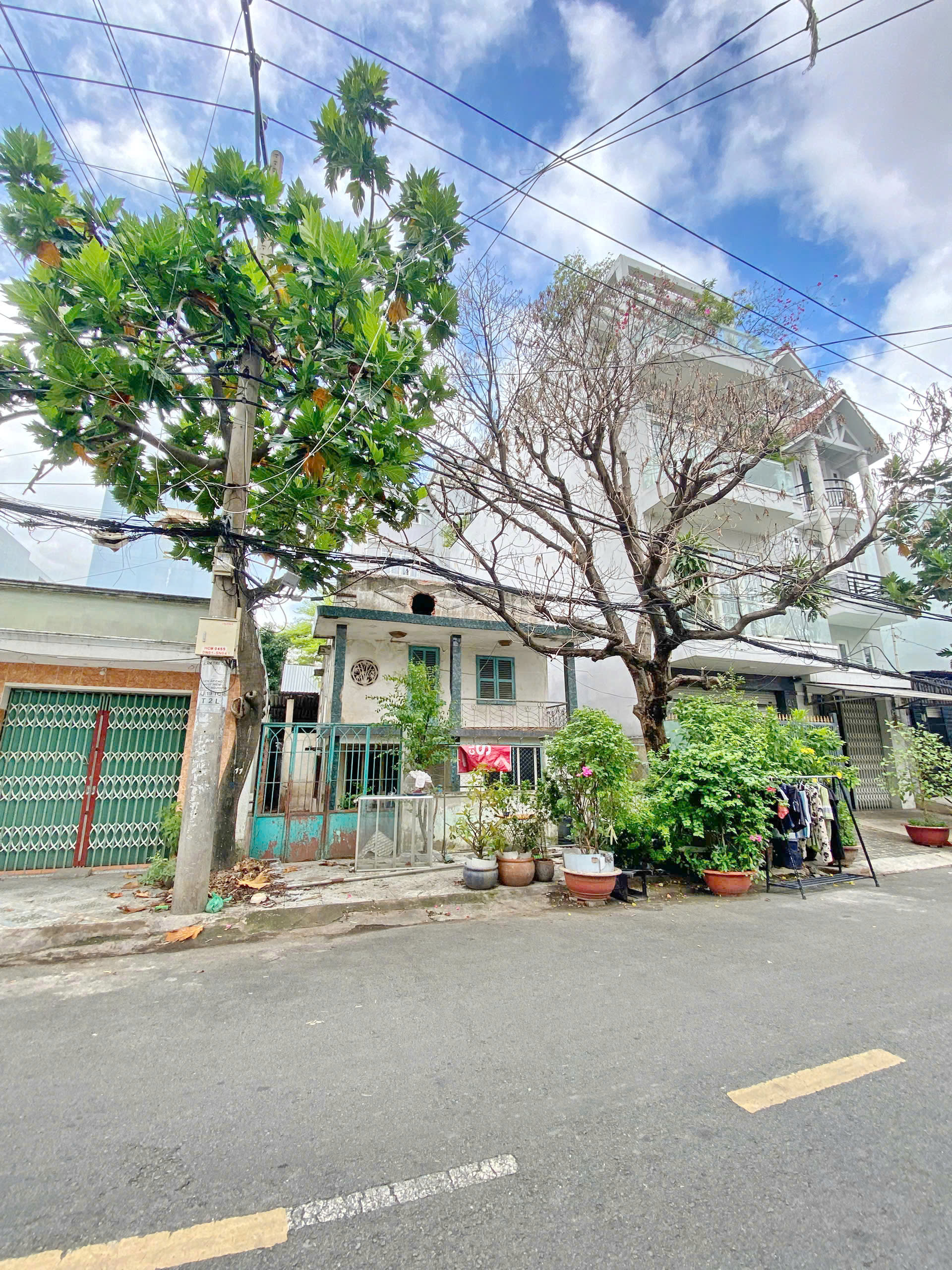 Bán nhà riêng tại Phường Tân Thuận, TP.HCM, giá tốt