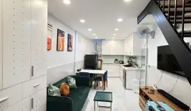 Top nhà nhỏ xinh 3 x 8m 1 trệt 2 lầu Lý Chính Thắng Quận 3 TP.HCM