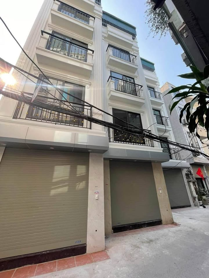 Bán nhà 5 tầng Vân Canh . Sát đường 422b