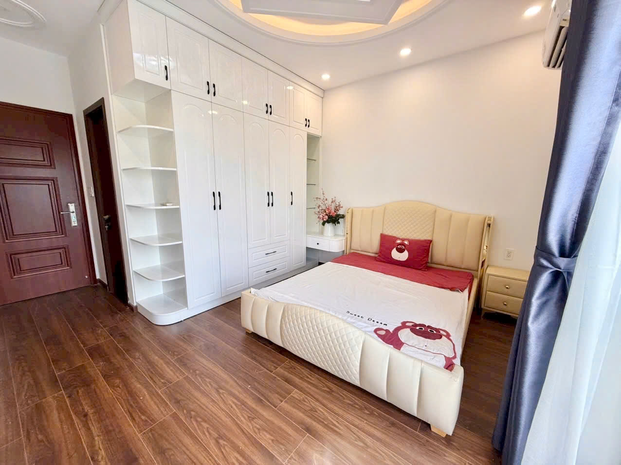 Bán nhà riêng Đường Số 43, Tân Thuận, Hồ Chí Minh