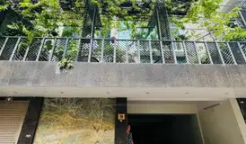 NHÀ PHỐ HOA BẰNG, CẦU GIẤY: 225m - 6T - Mt: 9,5m - 59 Tỷ. THÔNG SÀN THANG MÁY, VỈA HÈ, KINH DOANH CỰC ĐỈNH.