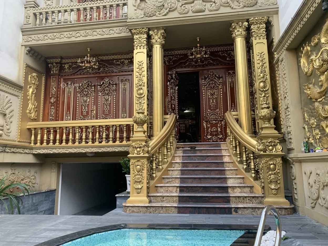 Top biệt thự đẳng cấp 8 x 22m 1 hầm 5 lầu thang máy tại TP.HCM