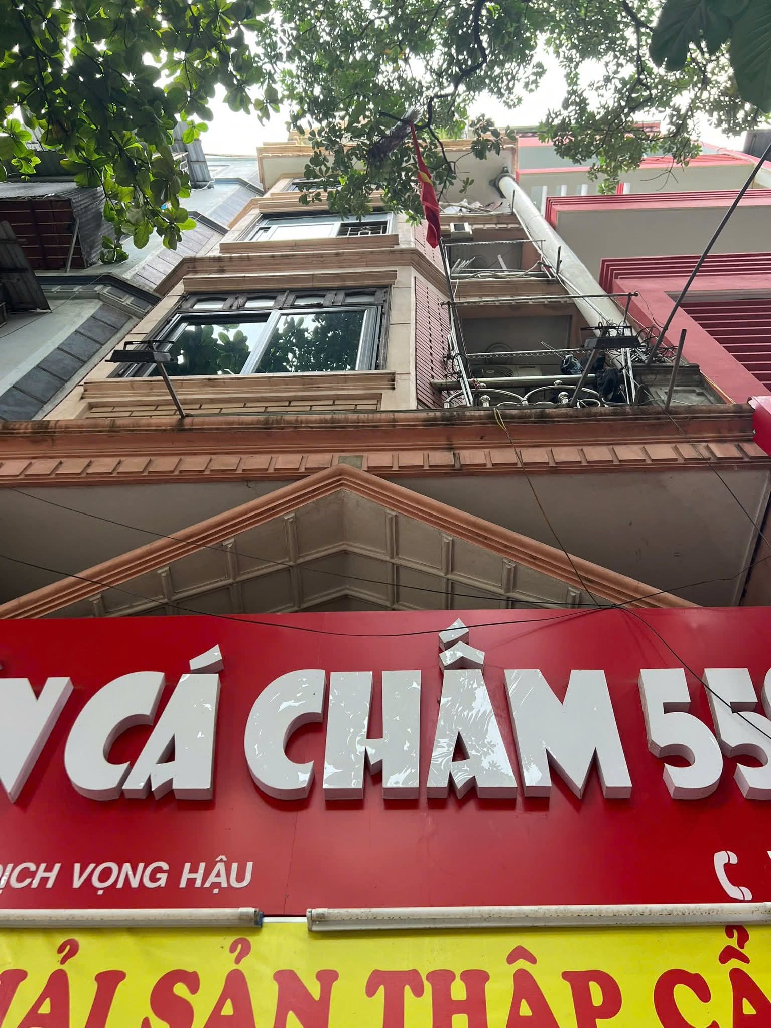 BÁN NHÀ MẶT PHỐ CỐM VÒNG, CẦU GIẤY, 50M², 5 TẦNG, GIÁ 28,5 TỶ, VỈA HÈ RỘNG, KINH DOANH SẦM UẤT