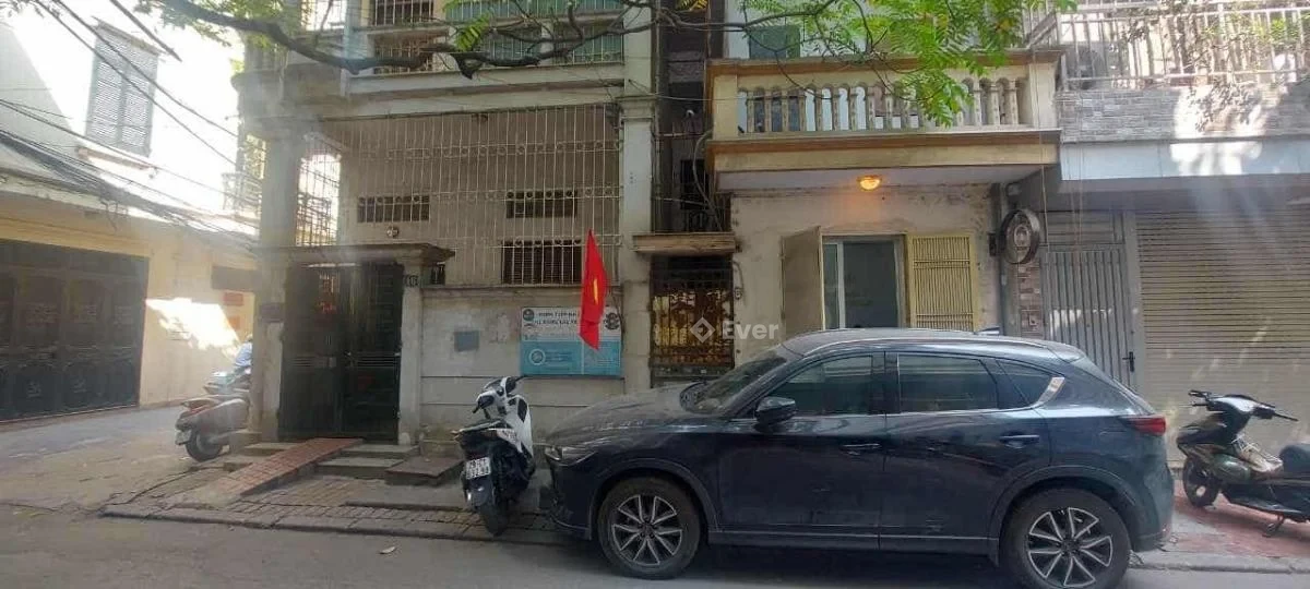 DIỆN TÍCH RỘNG, MẶT TIỀN KHỦNG, LÔ GÓC, VỈA HÈ- BA MẶT Ô TÔ TRÁNH: 96M² - MT: 9,4 - 3T - 33 TỶ