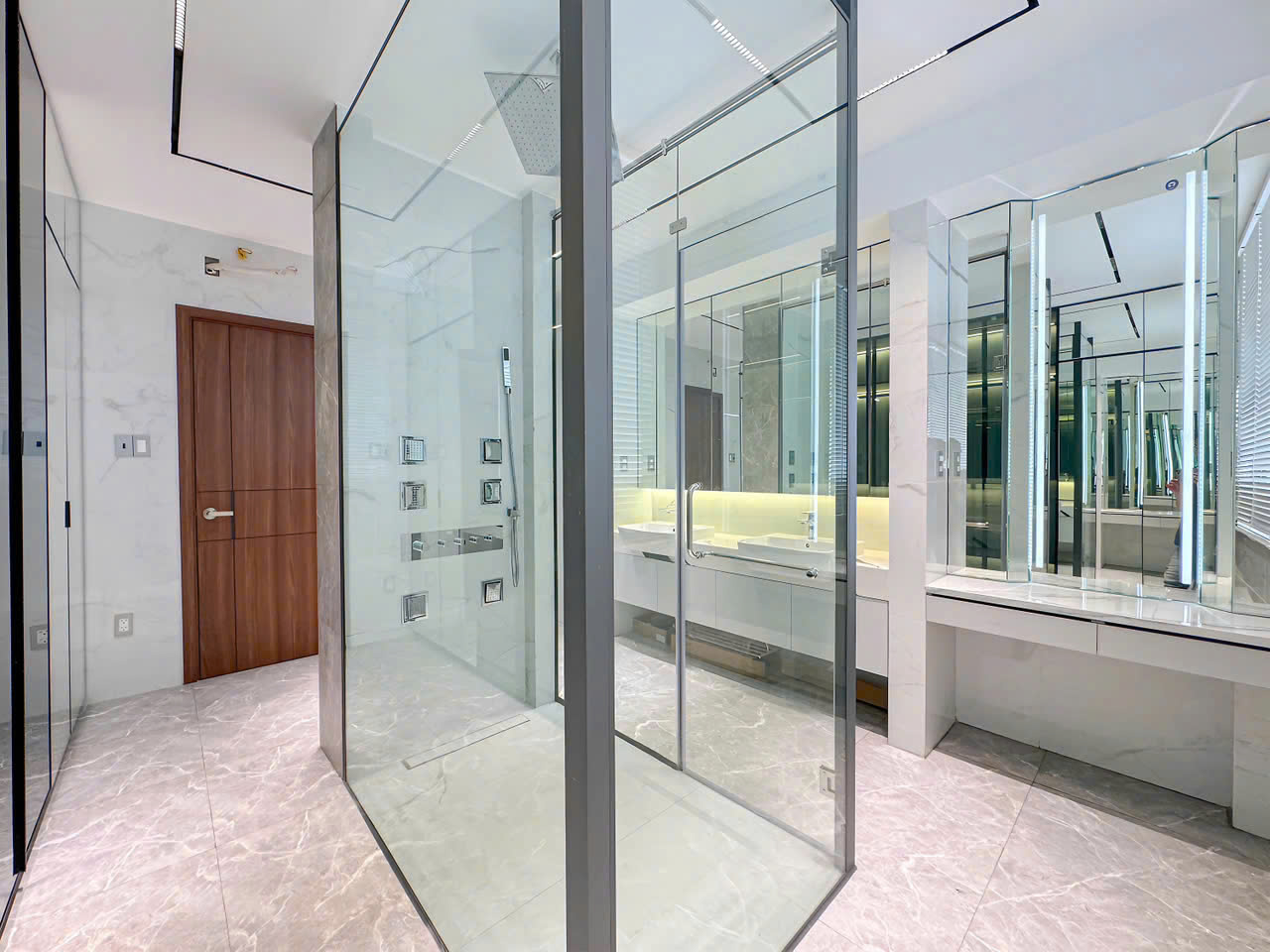 Bán nhà hẽm xe hơi huỳnh tấn phát quận 7