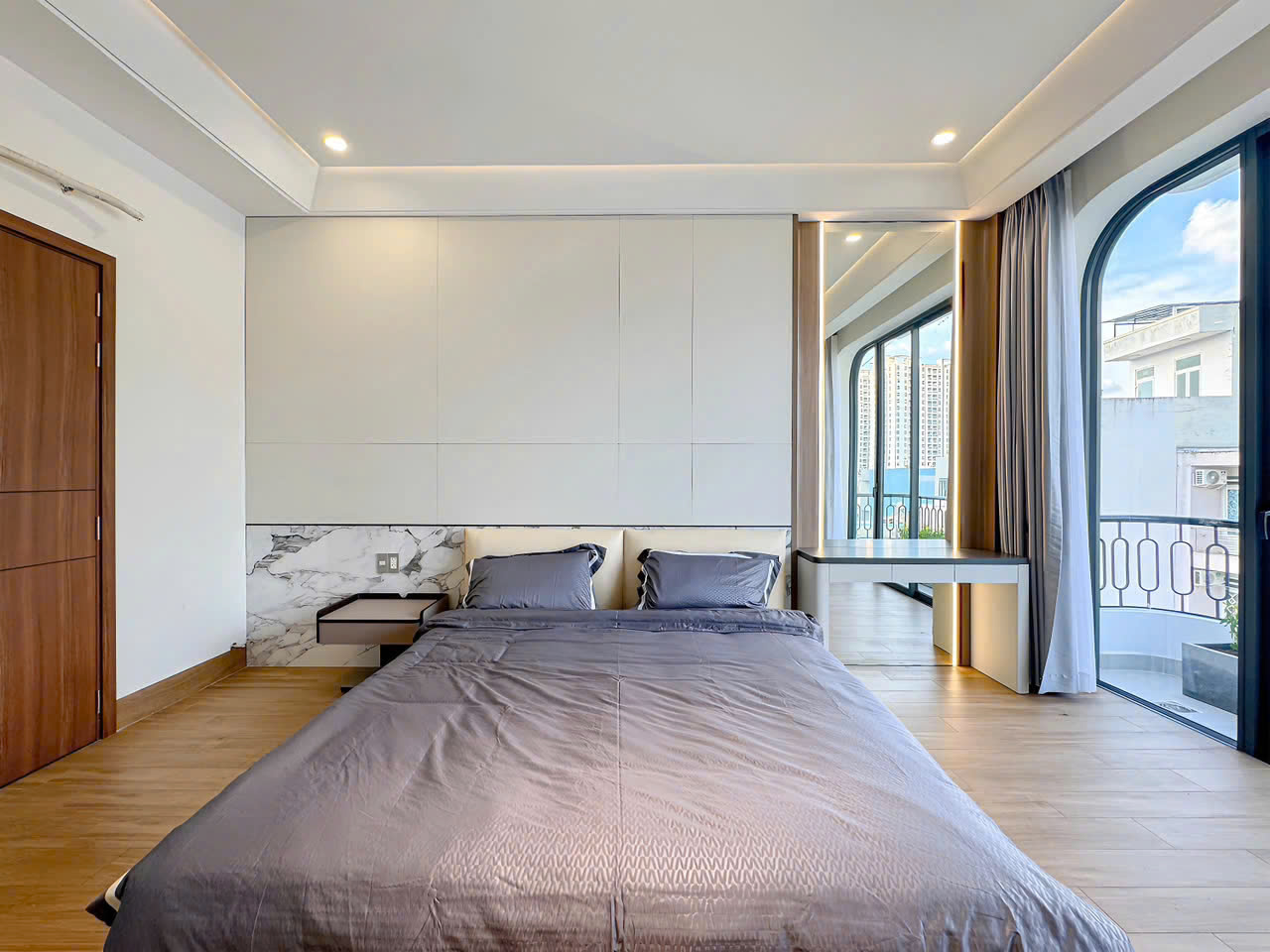 Bán nhà hẽm xe hơi huỳnh tấn phát quận 7