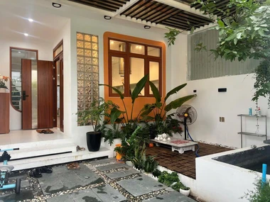 CHO THUÊ NHÀ 2 TẦNG MẶT TIỀN BÀU CẦU – HÒA XUÂN – FULL NỘI THẤT