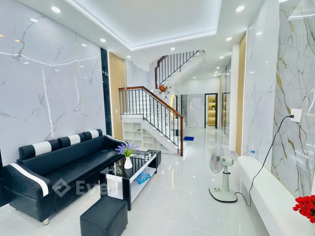 Nhà Phạm Văn Bạch – Tân Bình | Hẻm Ô Tô | 42m² | 2 Tầng – 3PN | Chỉ 4.88 Tỷ