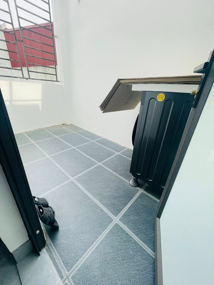 NHÀ MỚI 3 TẦNG PHỐ CHU VĂN AN – MT 5.5M – Ô TÔ ĐỖ CỬA – GIÁ 4,X TỶ