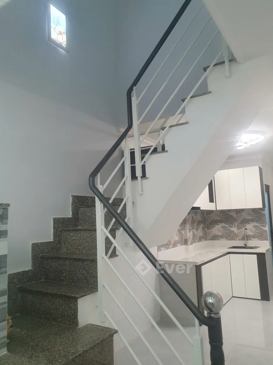 Nhà phố xinh rẻ 2.7 x 14m 1 trệt 1 lầu Âu Dương Lân Quận 8 TP.HCM