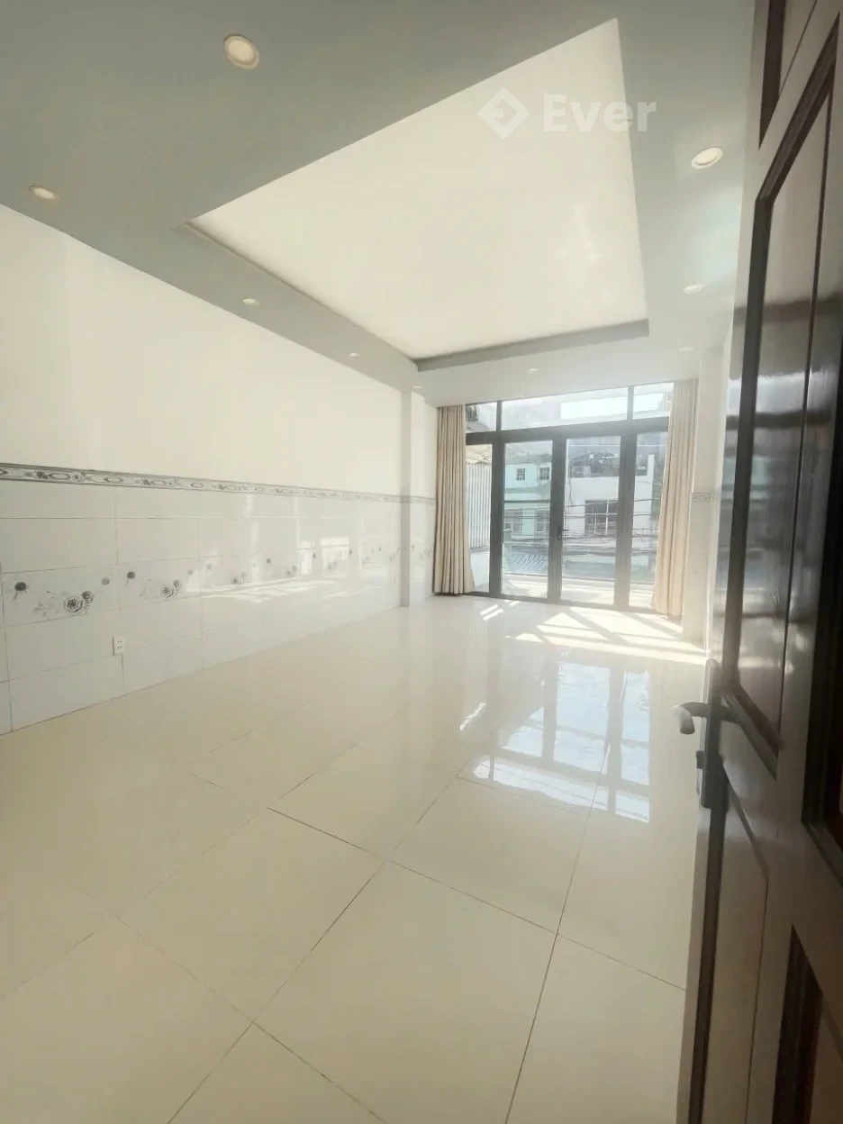 Bán & Cho Thuê Vị Trí Kinh Doanh Quận 11