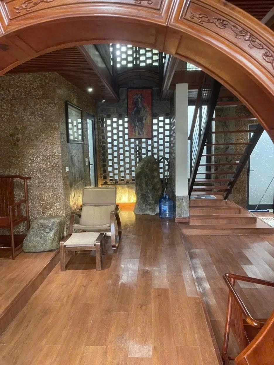 LÔ ĐẤT NGHỈ DƯỠNG 2.600M² – SẴN NHÀ PHONG CÁCH NHẬT & NHÀ XƯỞNG giá 20 tỉ tại PHÚ CÁT (PHÚ MÃN CŨ) HÀ NỘI