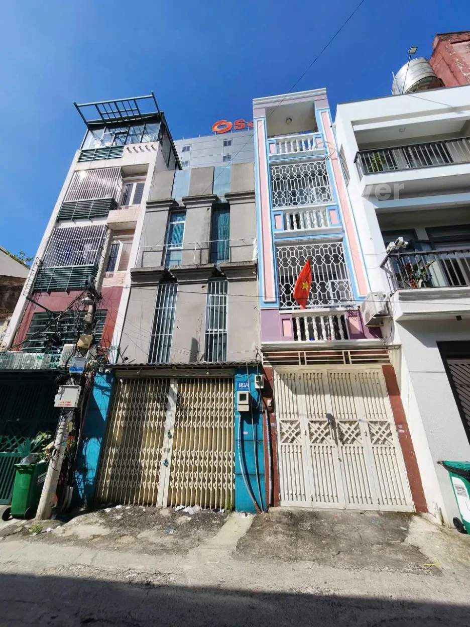 🌟 Bán Nhà Nguyễn Kiệm – Trệt 2 Lầu – 5PN – Sổ Sẵn – Giá Chốt 11.2 Tỷ TL 🌟