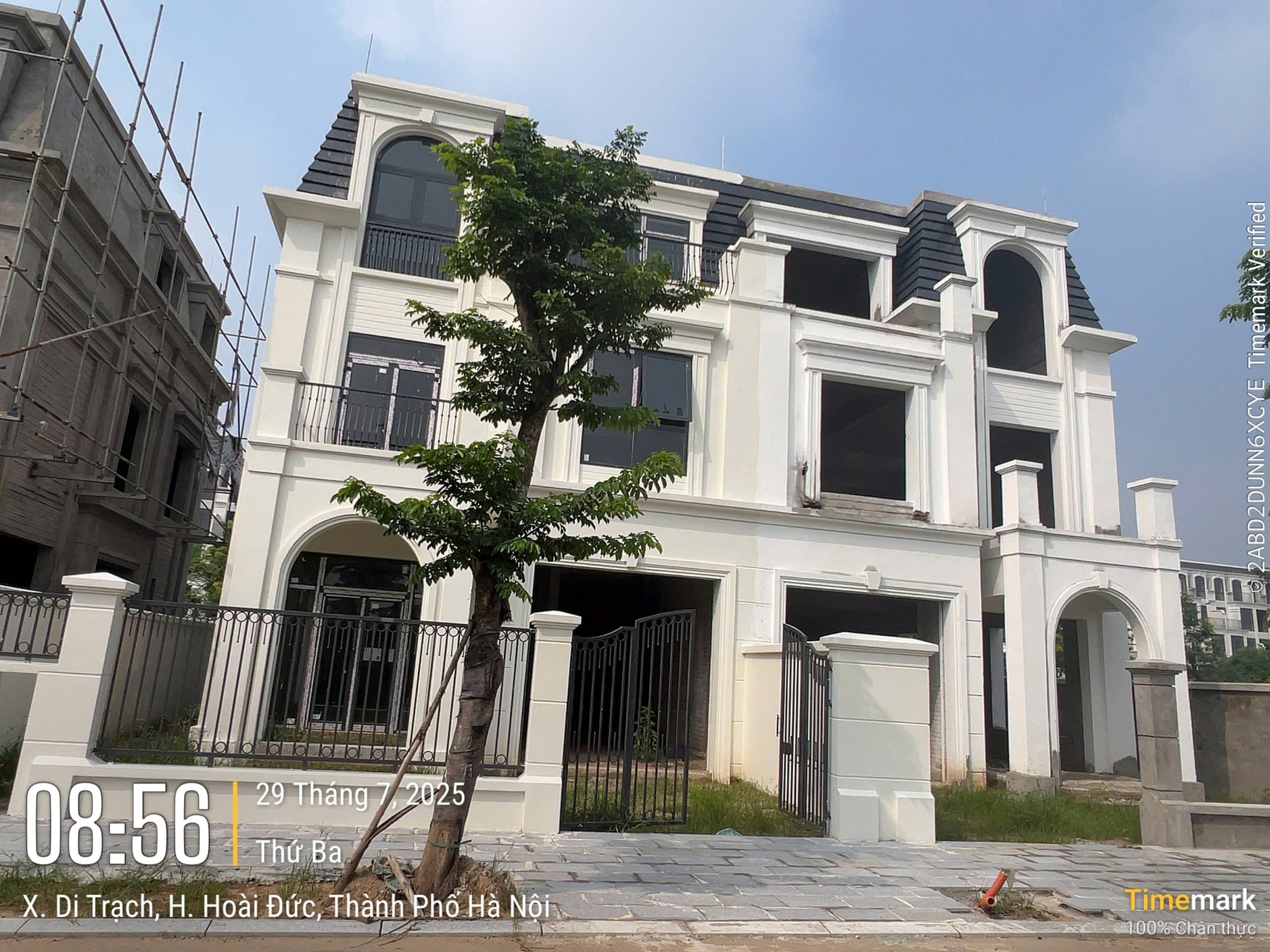 BIỆT THỰ ĐẲNG CẤP GIỮA LÒNG HINODE ROYAL PARK – GIÁ SỐC, CẮT LỖ 3 TỶ