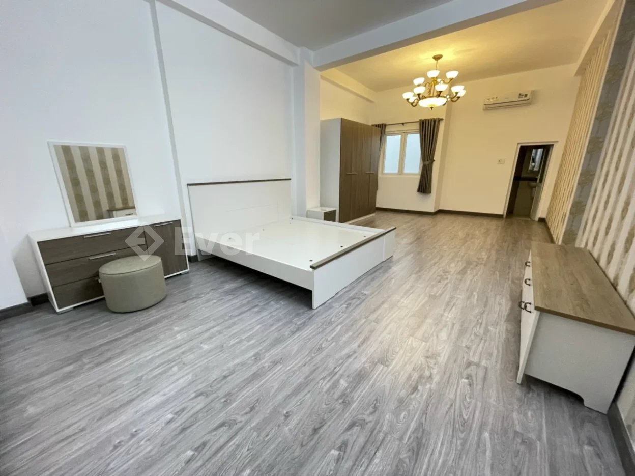 Nhà phố rẻ 4.7 x 14m 1 trệt 3 lầu Yên Thế Tân Bình TP.HCM