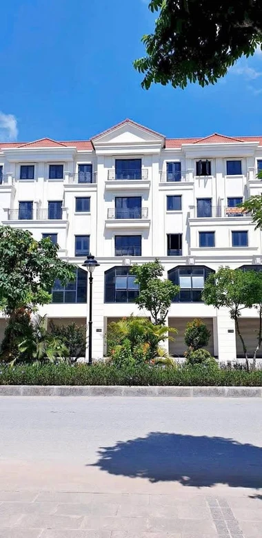 BÁN GẤP LK3 – HINODE ROYAL PARK – MẶT ĐƯỜNG TO – SỔ ĐỎ CHÍNH CHỦ