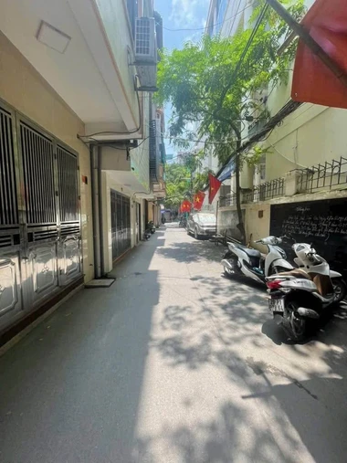 BÁN NHÀ 6 TẦNG MẶT TIỀN 5.6M – Ô TÔ VÀO NHÀ – NHÂN HÒA, THANH XUÂN