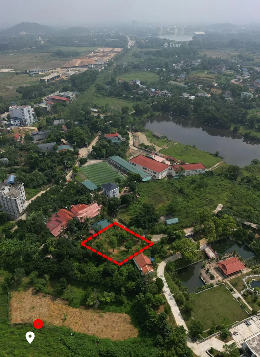 Bán lô đất 810m2 giá 15tr/m2 tại Nhòn Yên Xuân Hà Nội