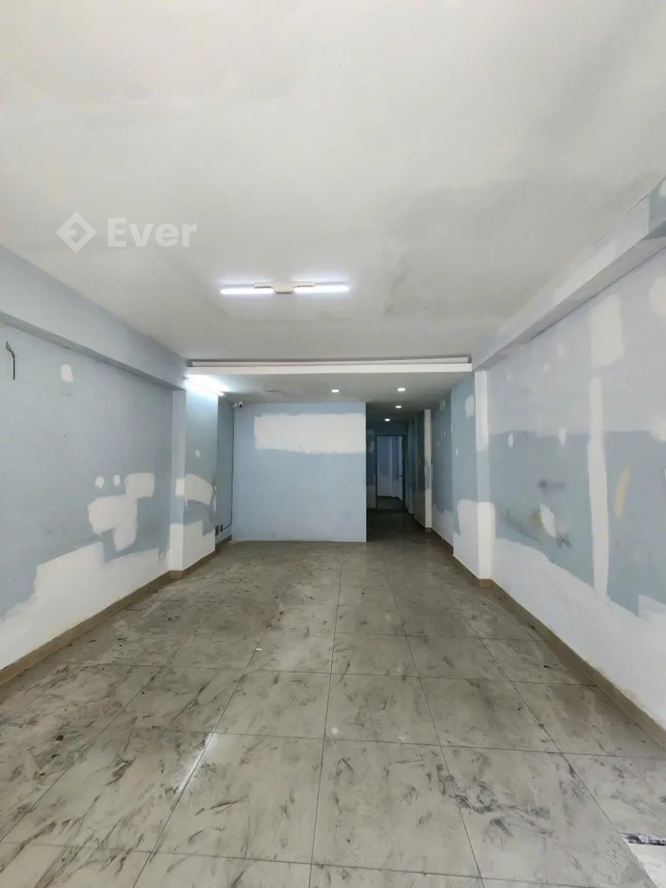 🌟 Bán Nhà Nguyễn Kiệm – Trệt 2 Lầu – 5PN – Sổ Sẵn – Giá Chốt 11.2 Tỷ TL 🌟