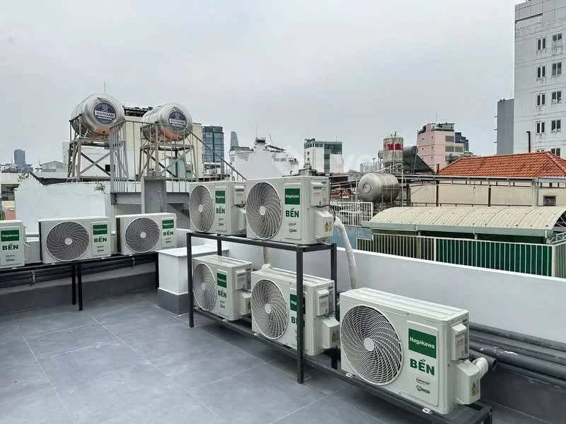 Top nhà vị trí đẹp 7.5 x 10.5m thang máy Tôn Thất Tùng Q1 TP.HCM
